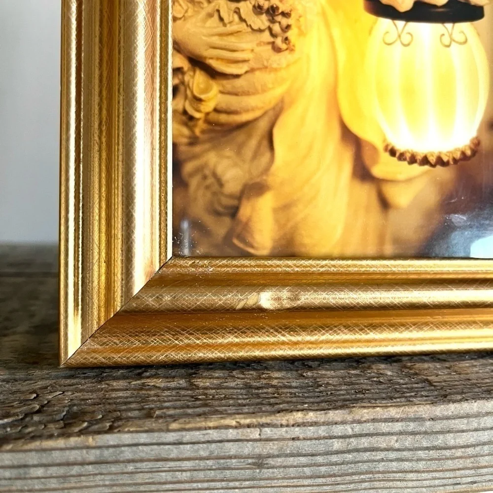 Pair of two gold frames 4x6